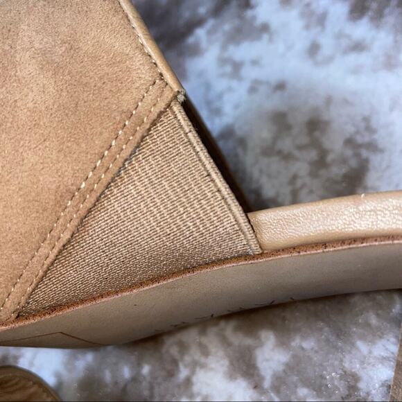 Tahari tan open toe slip on chunky heel mule leather SZ 8.5 - Picture 5 of 8